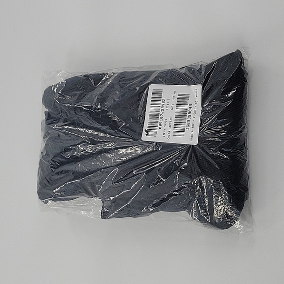 Madewell Pleated Flare-Sleeve Top in True Black size Small NWT NN935 - Picture 15 of 16